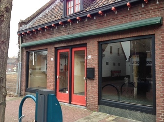 Meijel:  Dorpstraat 48-50 Winkelruimte